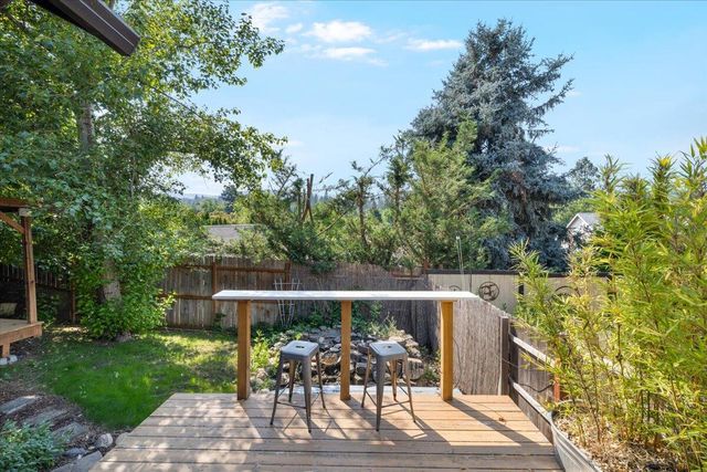 430 S 5th Street, Jacksonville, OR 97530