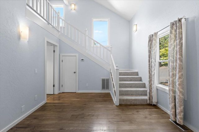 430 S 5th Street, Jacksonville, OR 97530