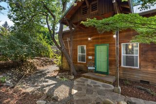 430 S 5th Street, Jacksonville, OR 97530