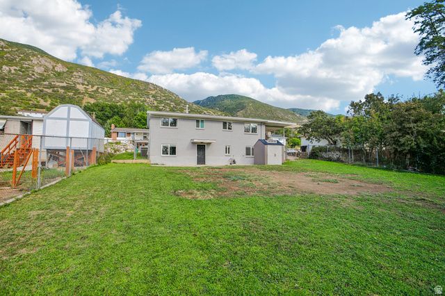 172 S 350 E, Farmington, UT 84025
