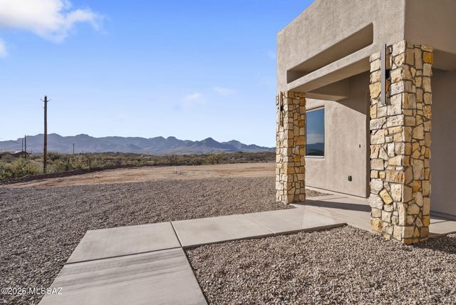 180 Via Agua Sarca, Rio Rico, AZ 85648