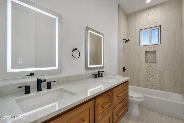 180 Via Agua Sarca, Rio Rico, AZ 85648