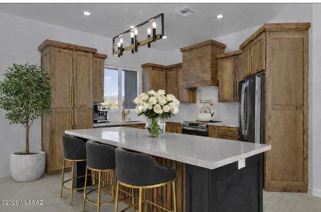 180 Via Agua Sarca, Rio Rico, AZ 85648