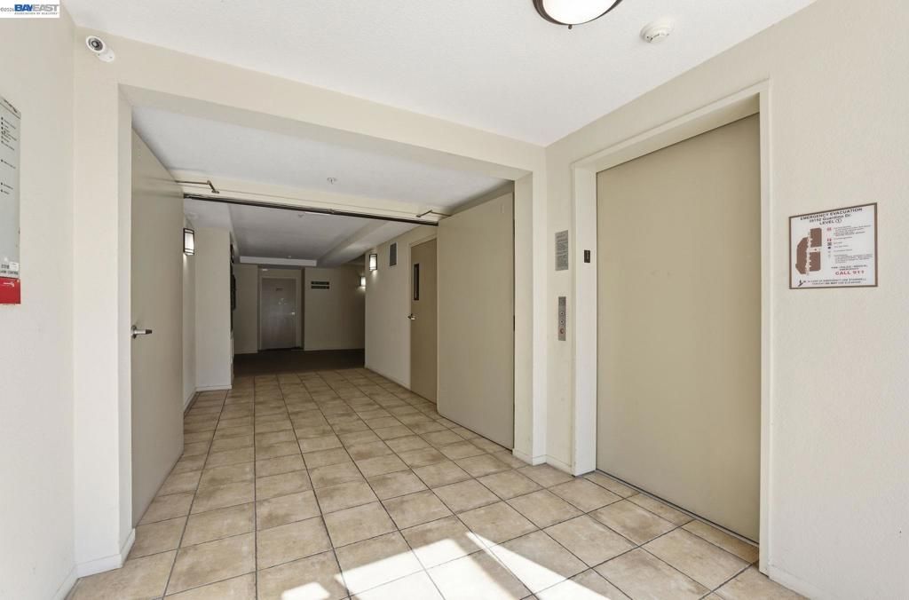 Image 25 of property listing at 39152 Guardino Dr 203, Fremont, CA 94538