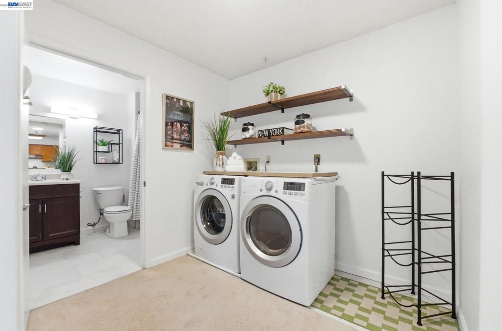 Image 6 of property listing at 39152 Guardino Dr 203, Fremont, CA 94538