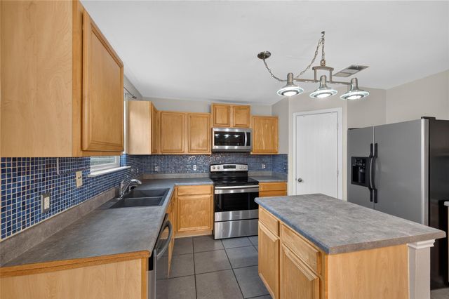 13636 Merseyside DR, Pflugerville, TX 78660
