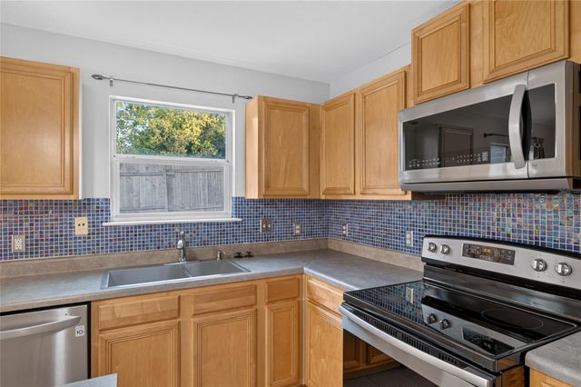 13636 Merseyside DR, Pflugerville, TX 78660