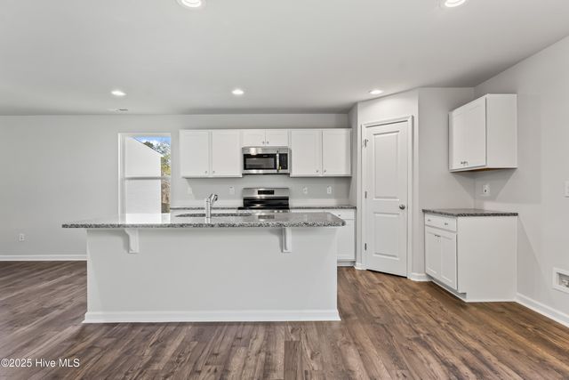 327 Happy Trail Road, Aberdeen, NC 28315