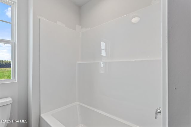 327 Happy Trail Road, Aberdeen, NC 28315