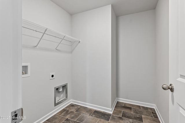 327 Happy Trail Road, Aberdeen, NC 28315