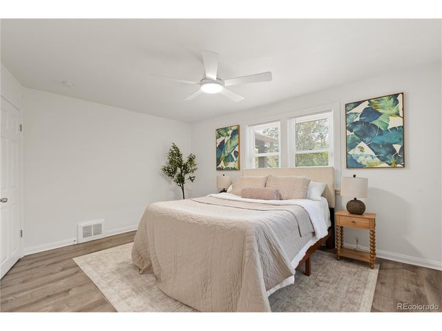 1650 Geneva St, Aurora, CO 80010