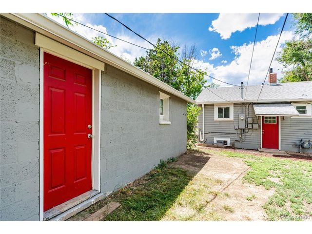 1650 Geneva St, Aurora, CO 80010