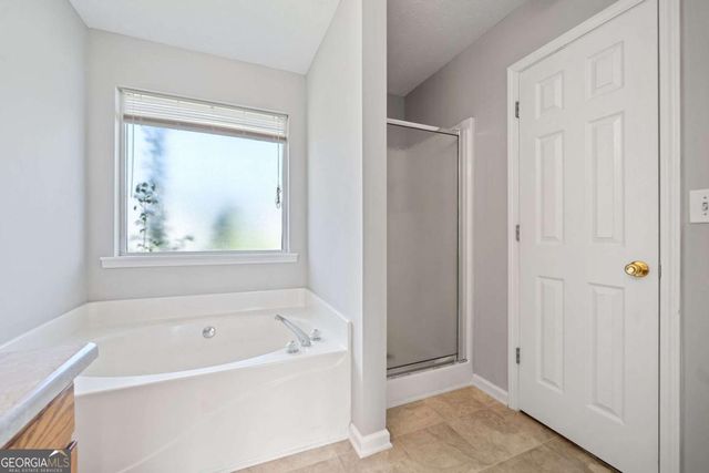 3313 Summit Creek Lane, Loganville, GA 30052