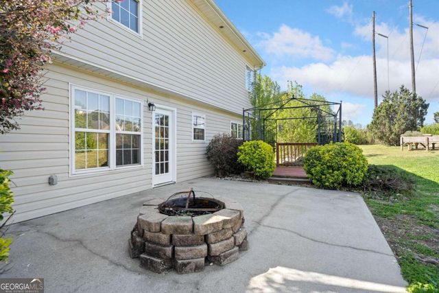 3313 Summit Creek Lane, Loganville, GA 30052