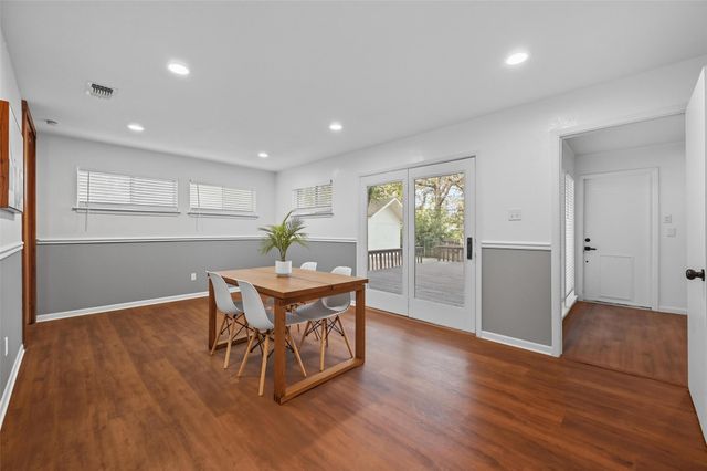 1310 W Cedar Street, Arlington, TX 76012