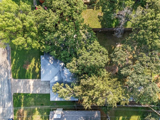 1310 W Cedar Street, Arlington, TX 76012