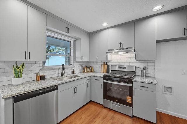 1310 W Cedar Street, Arlington, TX 76012