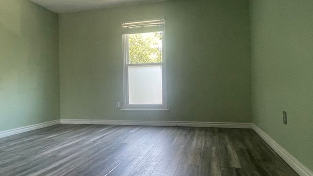 3 Shadowbrook Ln 25, Milford, MA 01757