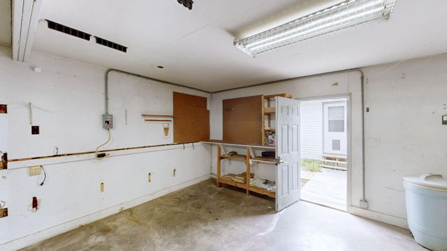 301 Eagle Drive, Lawrenceburg, KY 40342