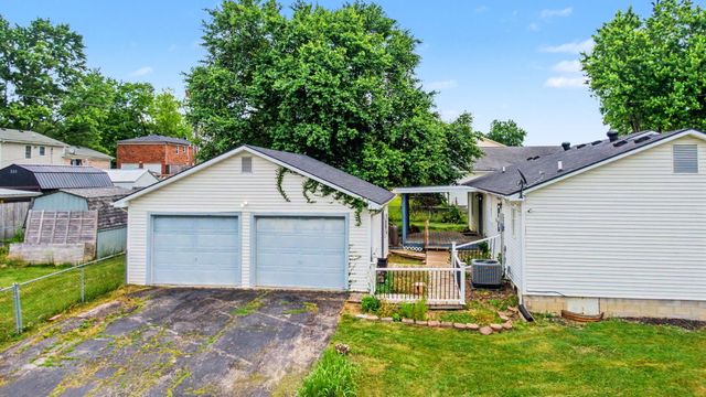301 Eagle Drive, Lawrenceburg, KY 40342