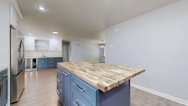 301 Eagle Drive, Lawrenceburg, KY 40342