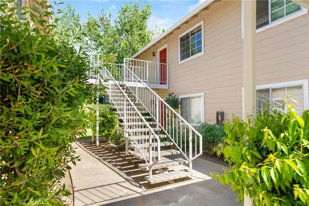 Image 1 of property listing at 2055 Amanda Way 44, Chico, CA 95928