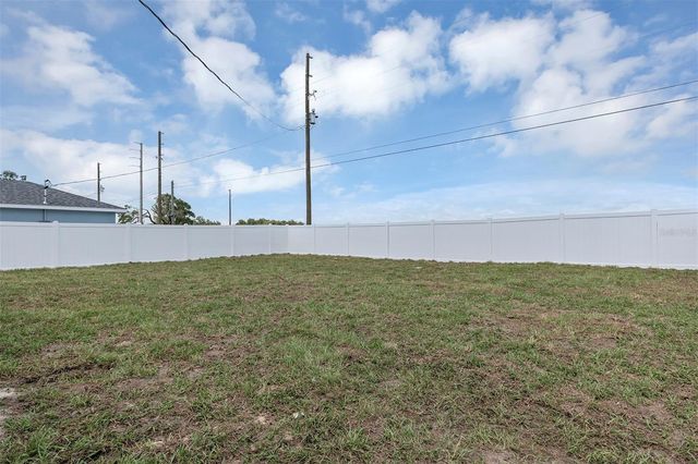 10415 SW 140TH AVENUE, Dunnellon, FL 34432