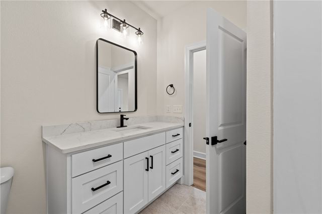 13 Hudson Lane, Bella Vista, AR 72715