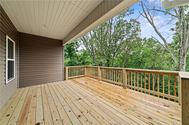 13 Hudson Lane, Bella Vista, AR 72715