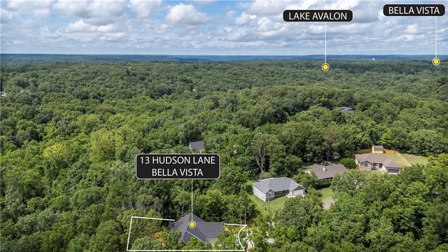 13 Hudson Lane, Bella Vista, AR 72715