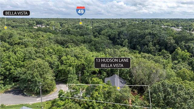 13 Hudson Lane, Bella Vista, AR 72715