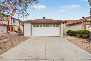 7341 S Avenida Perlina, Tucson, AZ 85746