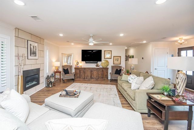 204 W Stroud Street W, Jonesboro, AR 72401
