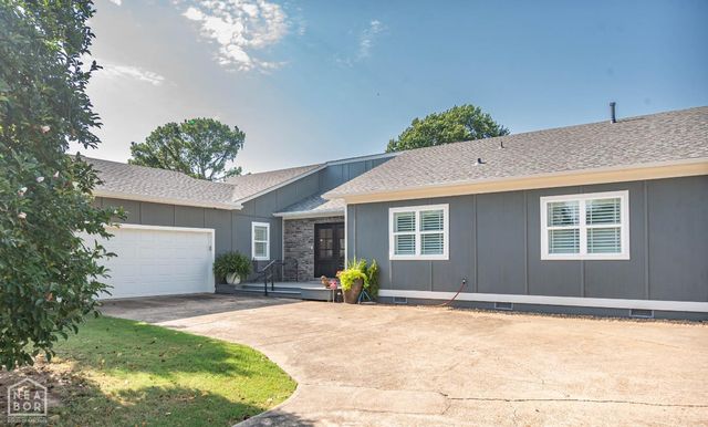 204 W Stroud Street W, Jonesboro, AR 72401
