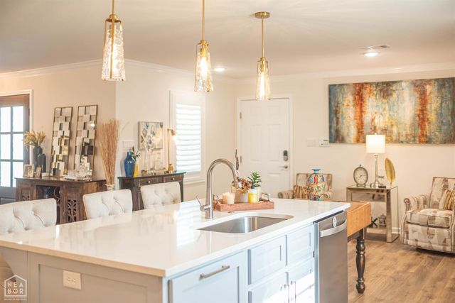 204 W Stroud Street W, Jonesboro, AR 72401