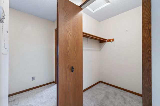 3276 Greenbrier Street 3276C, Vadnais Heights, MN 55127