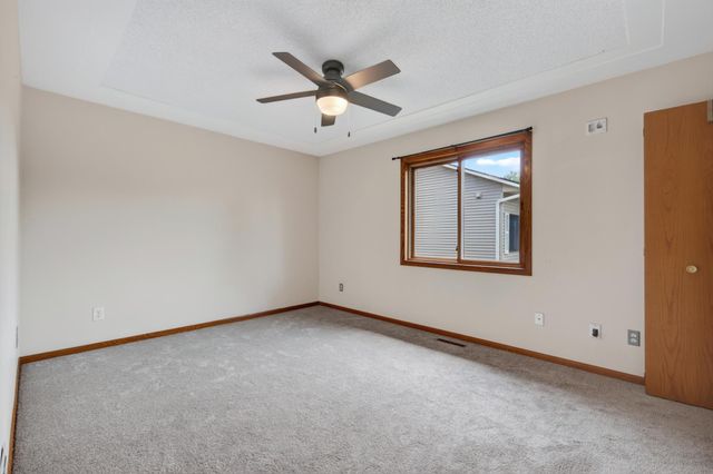 3276 Greenbrier Street 3276C, Vadnais Heights, MN 55127