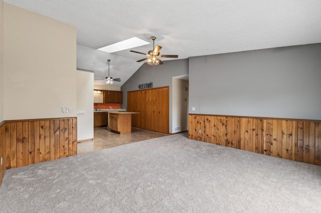 3276 Greenbrier Street 3276C, Vadnais Heights, MN 55127