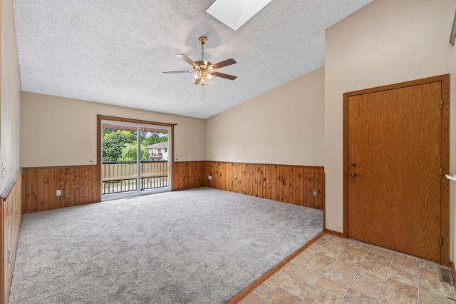 3276 Greenbrier Street 3276C, Vadnais Heights, MN 55127