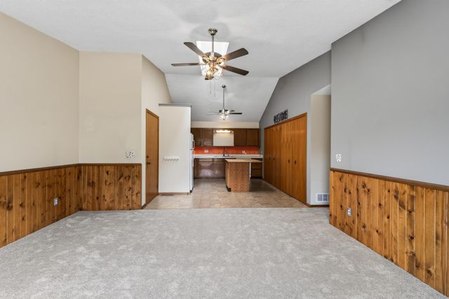 3276 Greenbrier Street 3276C, Vadnais Heights, MN 55127