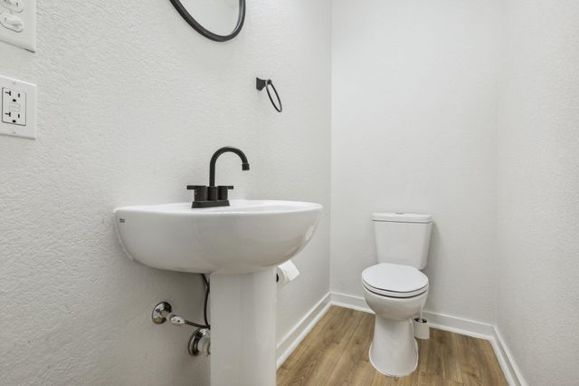105 Mokolii CT, Bastrop, TX 78602