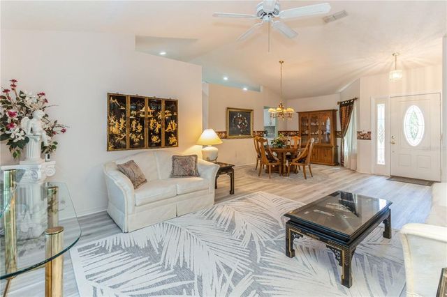 2137 SHERWOOD FOREST DRIVE, Orange City, FL 32763