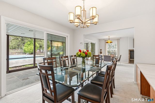 15 Very Merry Road, Stamford, CT 06903