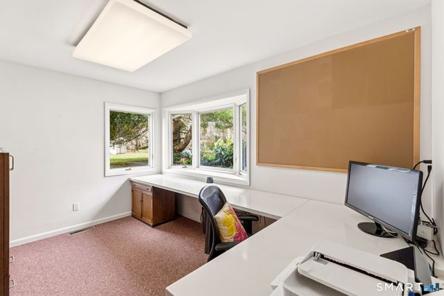 15 Very Merry Road, Stamford, CT 06903