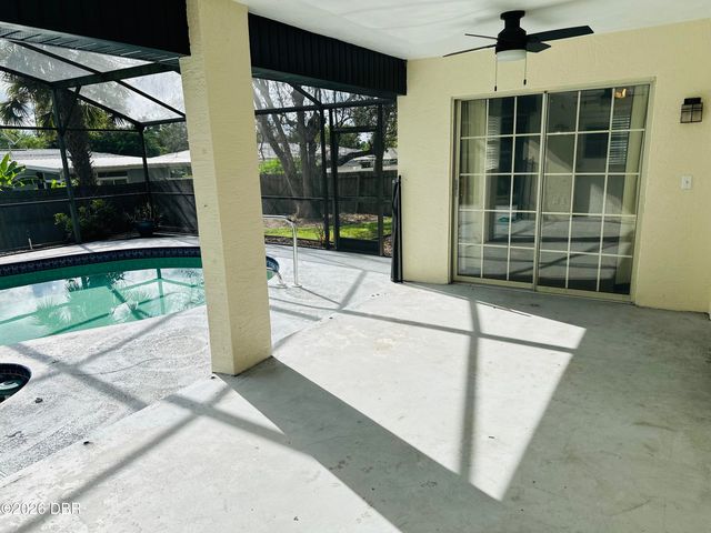 1475 Agatha Drive, Deltona, FL 32725