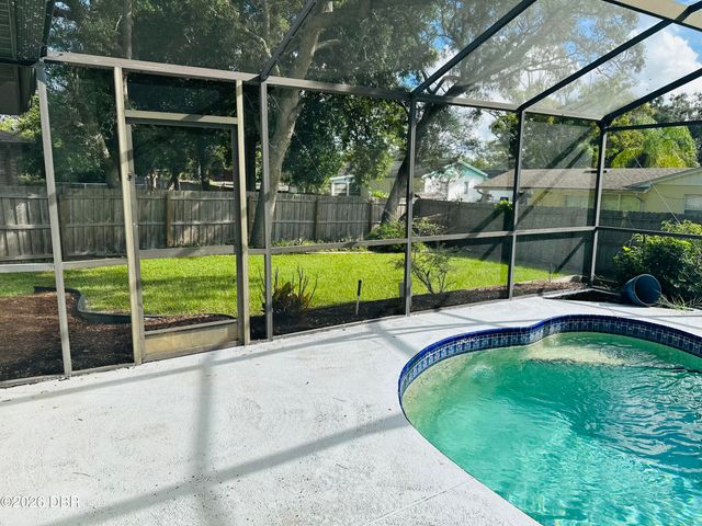 1475 Agatha Drive, Deltona, FL 32725