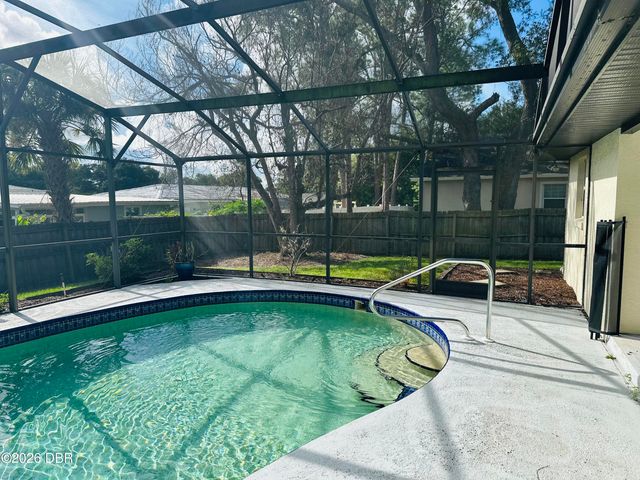 1475 Agatha Drive, Deltona, FL 32725