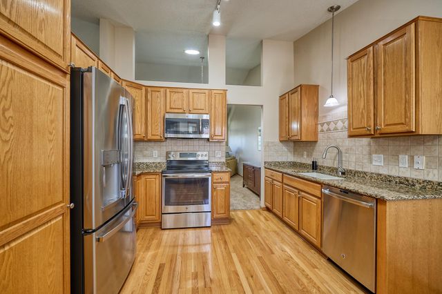 16233 70th Place N, Maple Grove, MN 55311