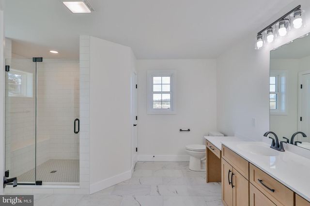 883 EMERALD VALLEY LN, Bangor, PA 18013