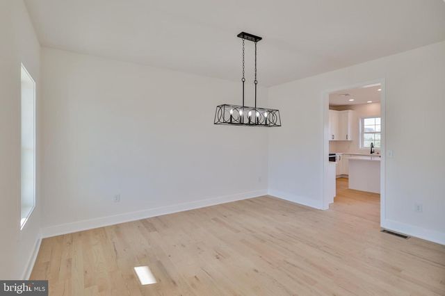 883 EMERALD VALLEY LN, Bangor, PA 18013